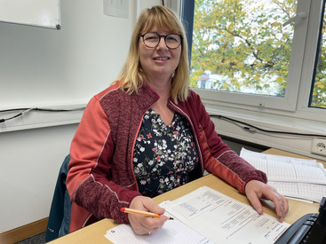 Auf diesem Bild sieht man eine Kollegin der Berufsschule.