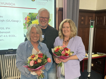 Auf diesem Bild sieht man Herrn Ernst, Frau Stransky und Frau Weimer.