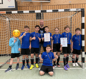 Auf diesem Bild sieht man die Schulmannschaft.